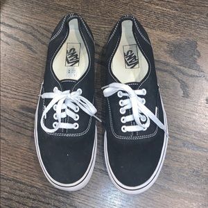 VANS men’s shoes size 11!!